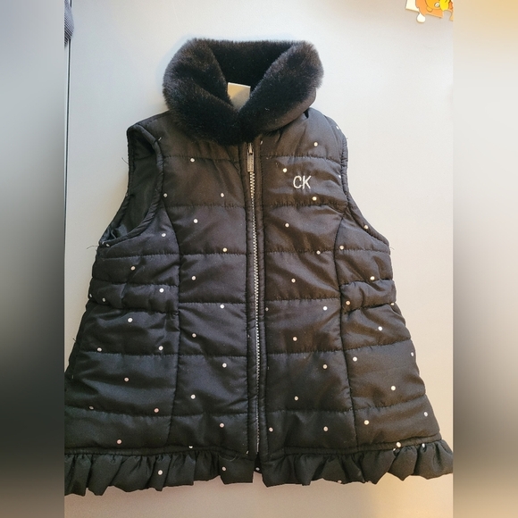 Calvin Klein 12m vest - Picture 1 of 3